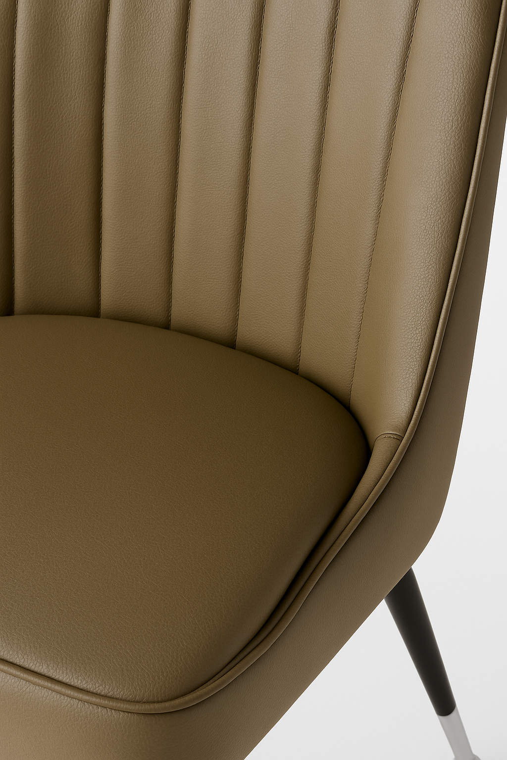 Marquette Club Chair